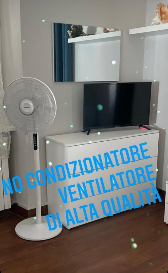 Appartamento Stella Marina In Pieno Centro Di Pietra Ligure Sulla Passeggiata E A Un Passo Dal Mare מראה חיצוני תמונה